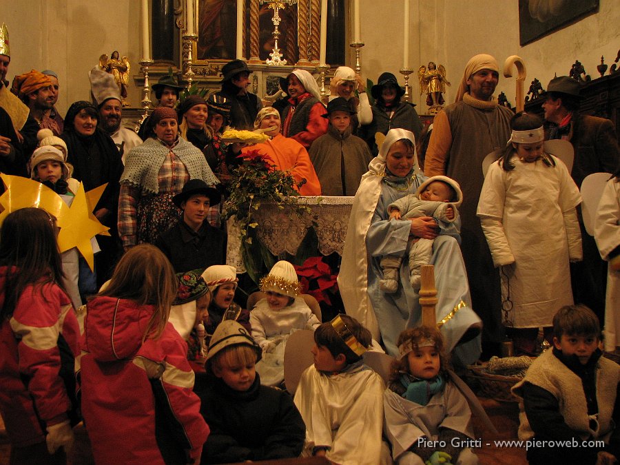 presepio 156.jpg - Foto di gruppo...centrale